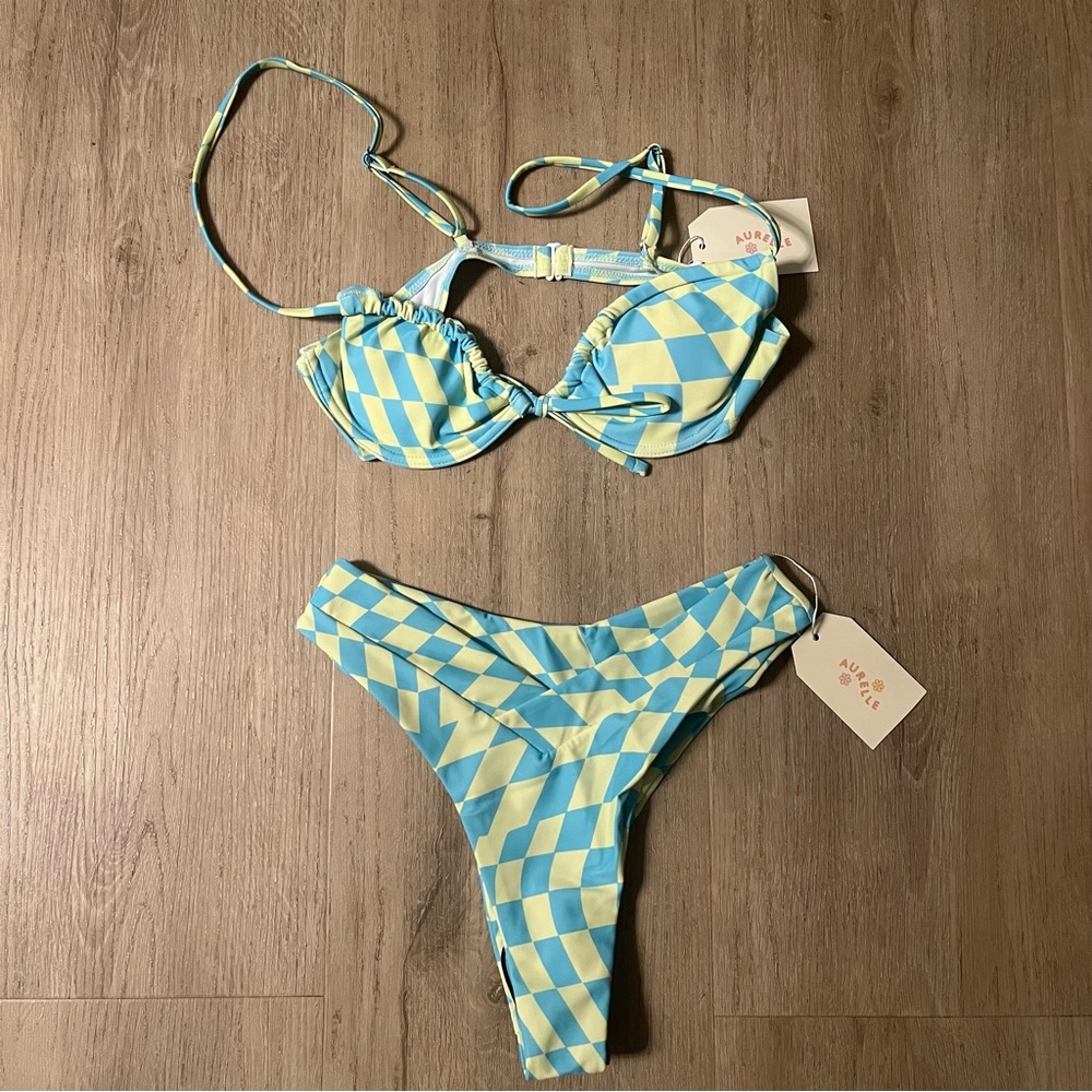 Aurelle 2 piece bathing suit!